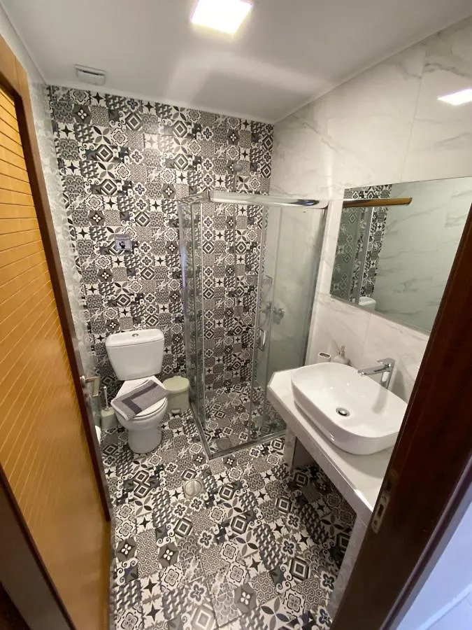 Fotis And Kathryn Apartments
